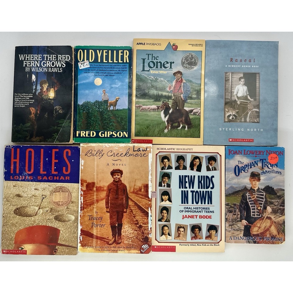Lot of 8 Kids Books Holes Old Yeller Rascal Where the Red Fern Grows Classics